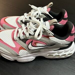 Nike Zoom Air Fire Women’s 8 Pink